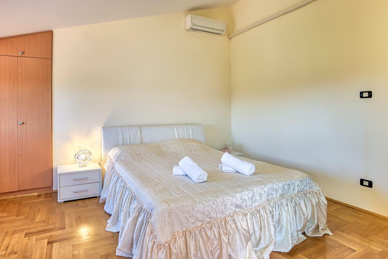 Villa Valentina Premantura Ngoại thất bức ảnh